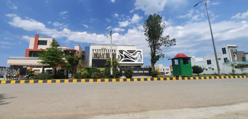 2 kanal house for sale in Askari